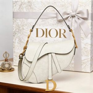 Dior Saddle Bag in Off White